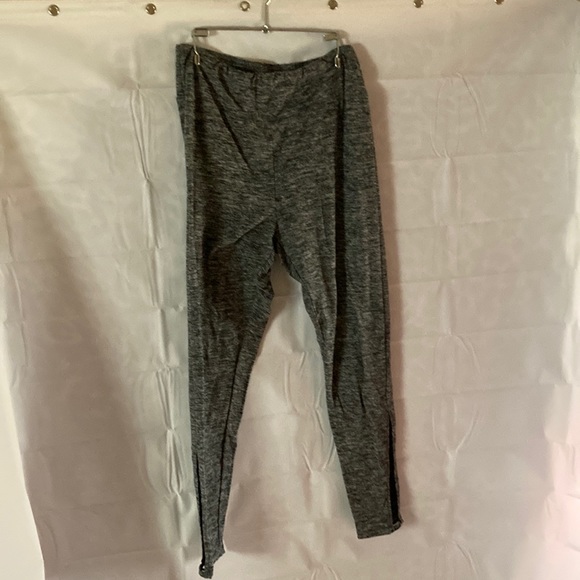 Leggings - Picture 1 of 3